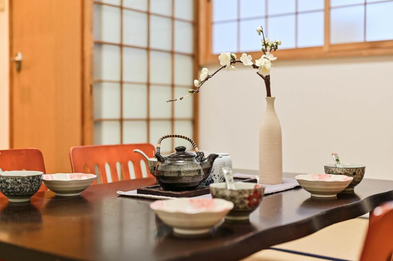 鴨川 栄の屋 Kamo River Machiya Halo House كيوتو المظهر الخارجي الصورة